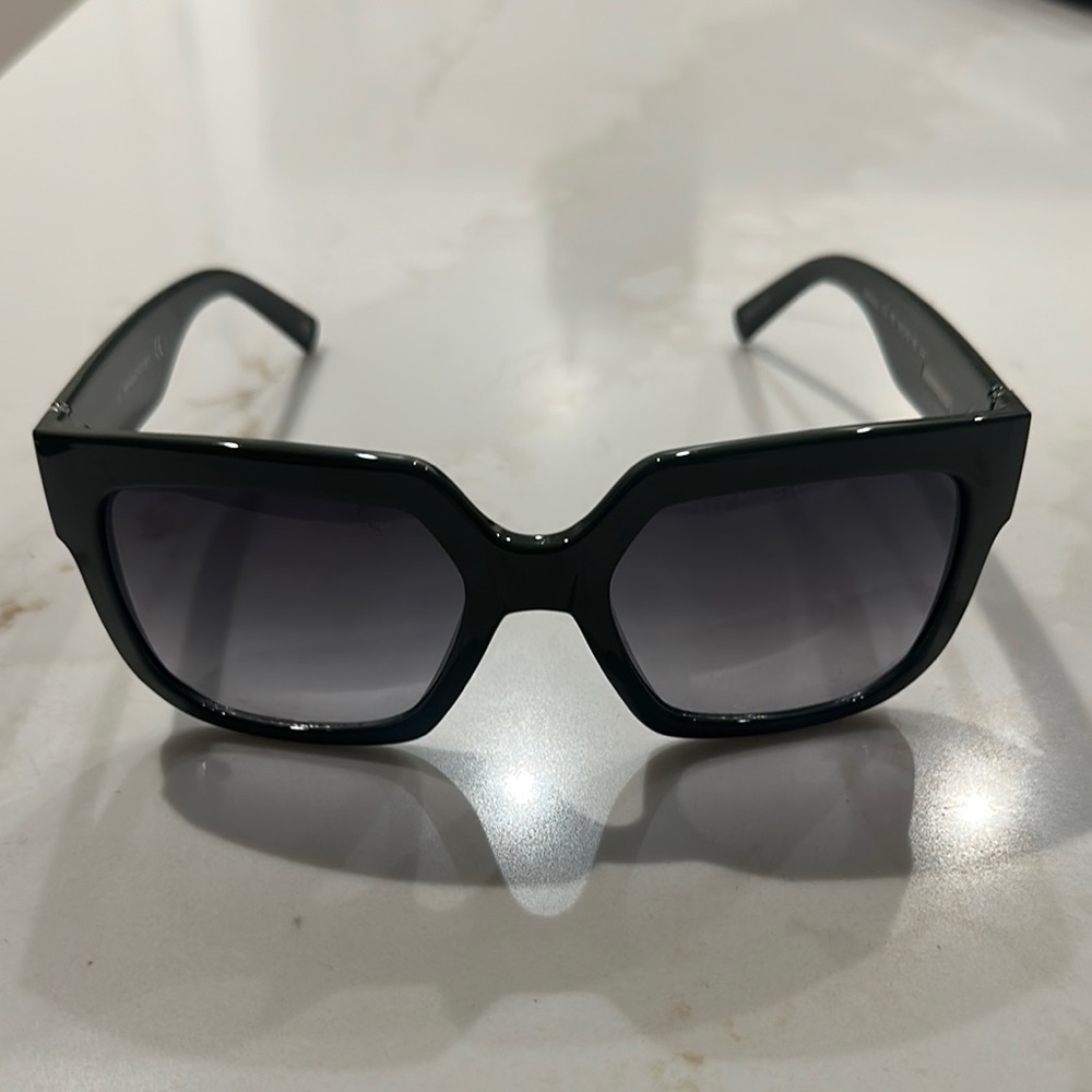 Banana Republic Olive Green Sunglasses